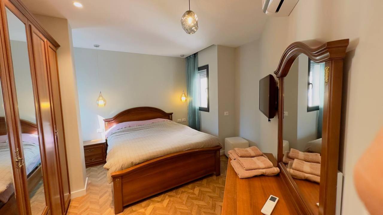 Koa Guesthouse Stadium Congress Elite Orl Embassy 地拉那 外观 照片